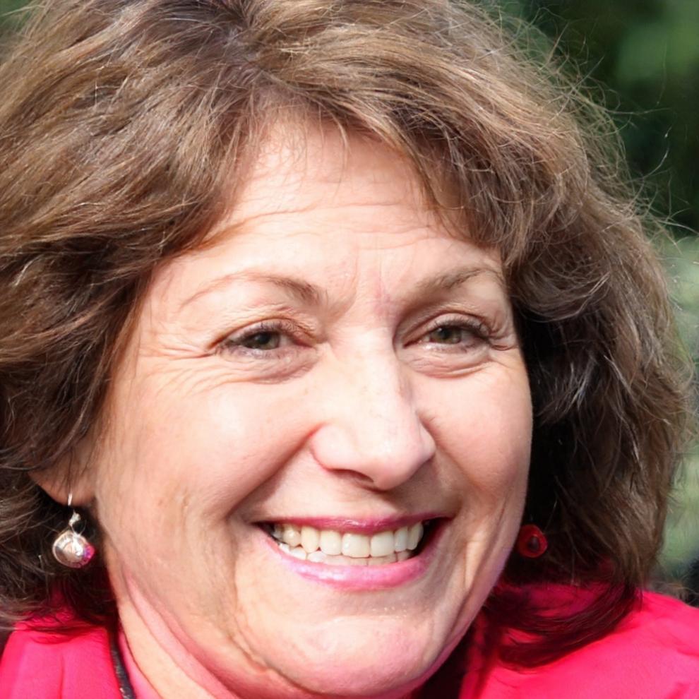 Linnea Thorsen, Senior Financial Strategist at corvantislo